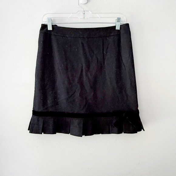 Banana Republic Dresses & Skirts - Vtg Banana Republic Y2K Mini Skirt Women 4 Wool Velvet Bow Pleated Coquette Chic